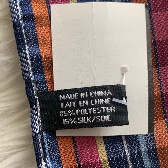 3/$15 BNWT Textured Pocket Square - Picture 4 of 4